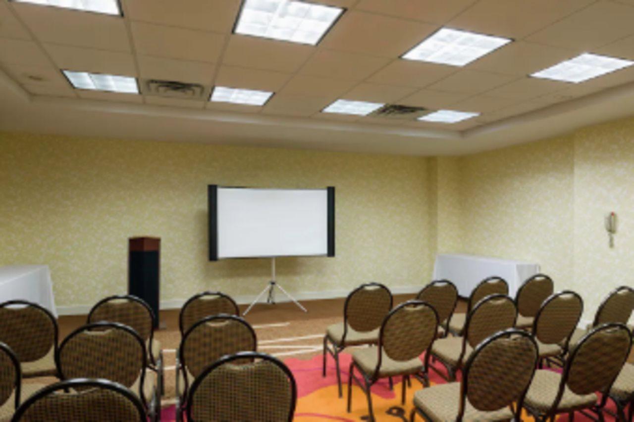 Hilton Garden Inn Queens Jfk - Newly Renovated New York Exteriör bild