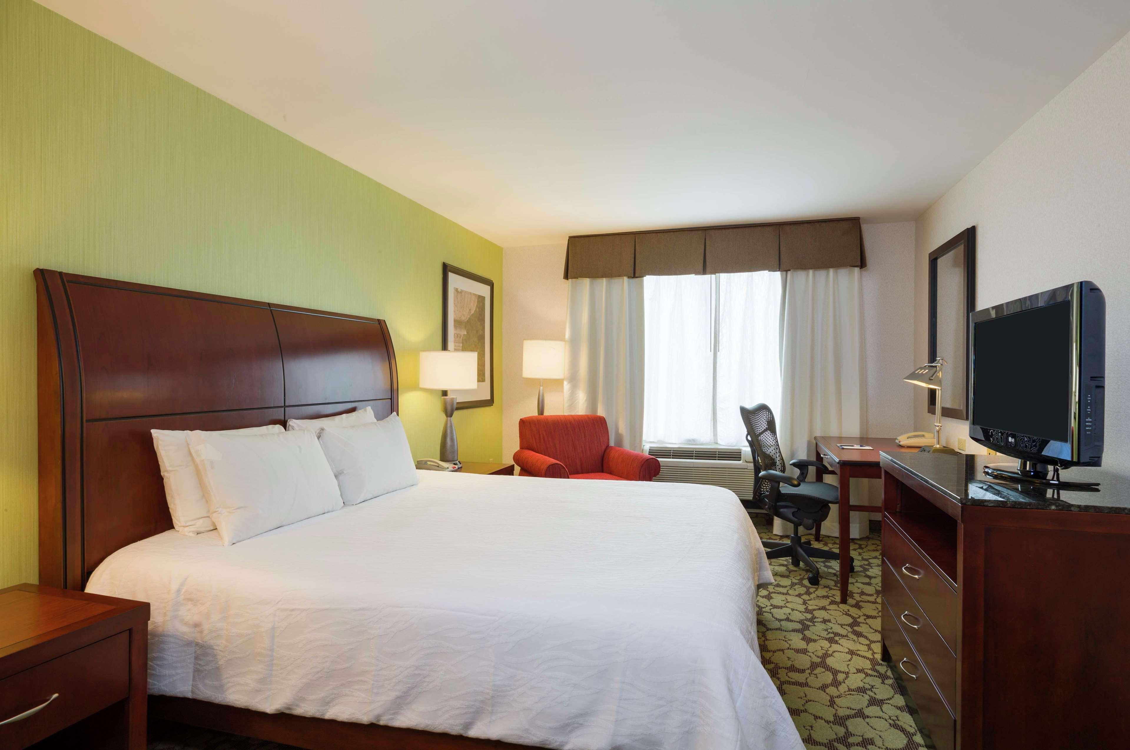 Hilton Garden Inn Queens Jfk - Newly Renovated New York Exteriör bild