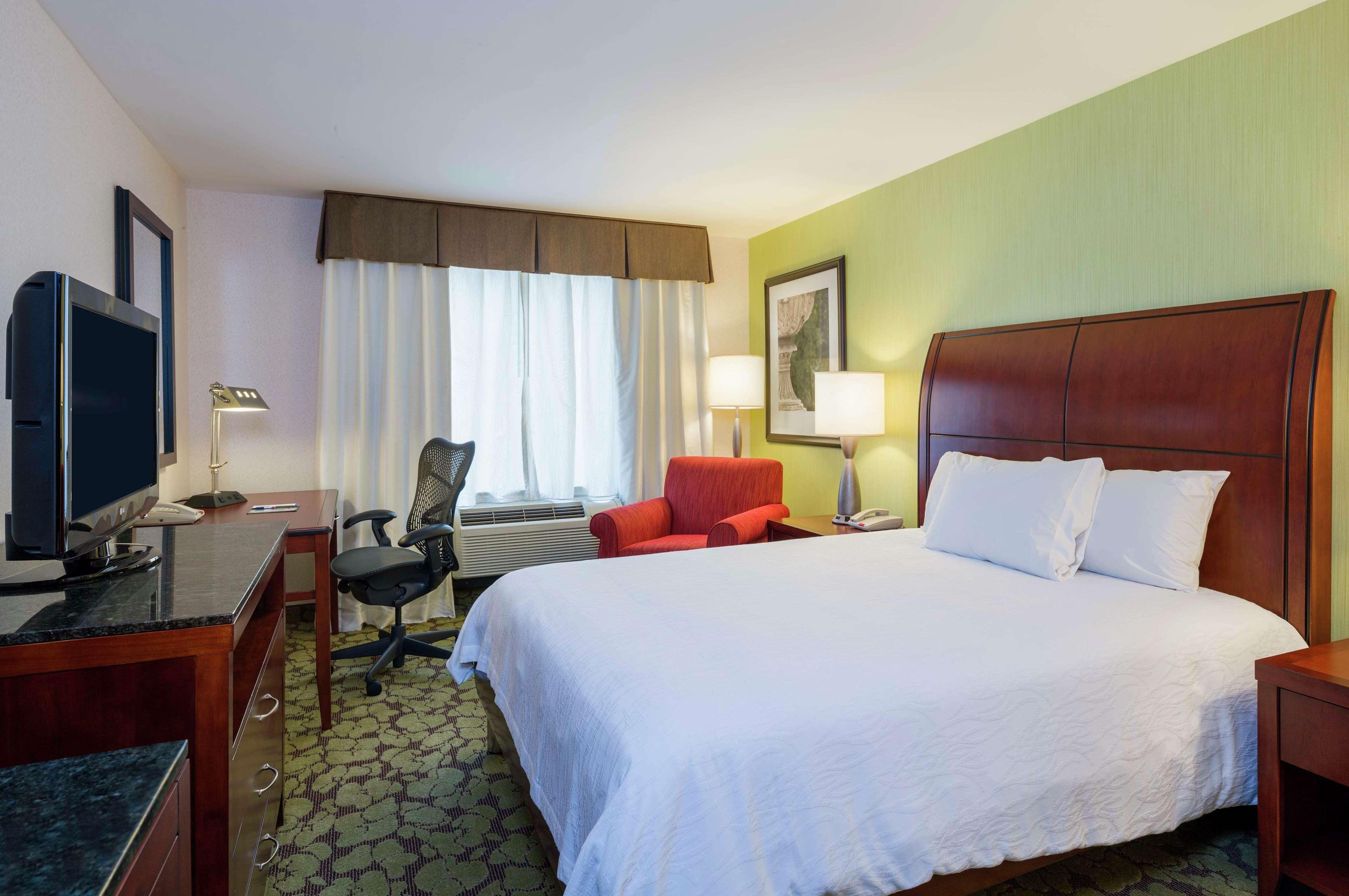 Hilton Garden Inn Queens Jfk - Newly Renovated New York Exteriör bild