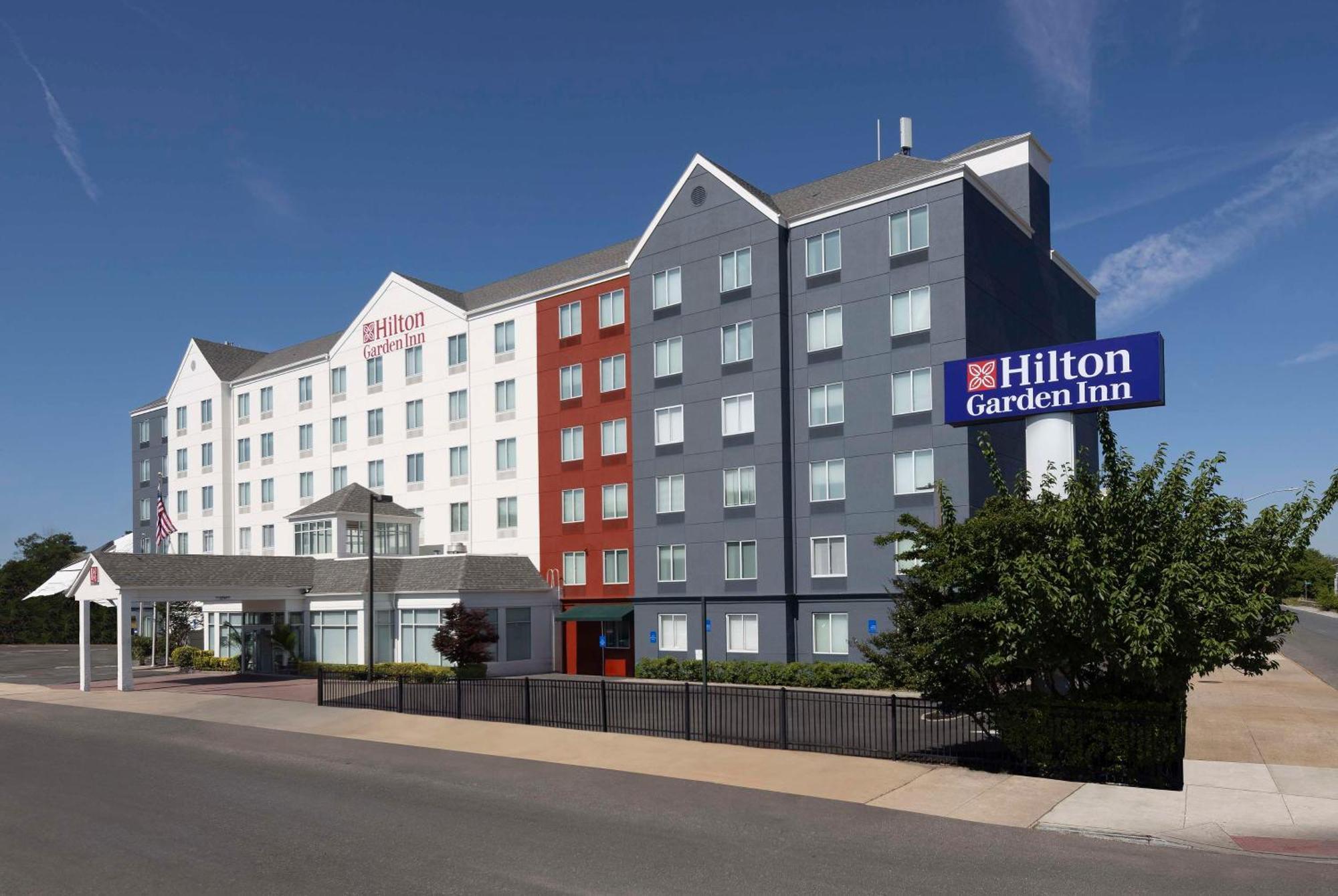 Hilton Garden Inn Queens Jfk - Newly Renovated New York Exteriör bild