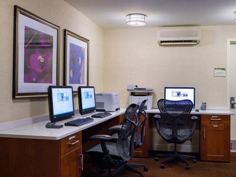Hilton Garden Inn Queens Jfk - Newly Renovated New York Exteriör bild