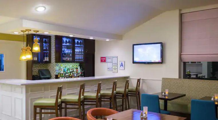 Hilton Garden Inn Queens Jfk - Newly Renovated New York Exteriör bild